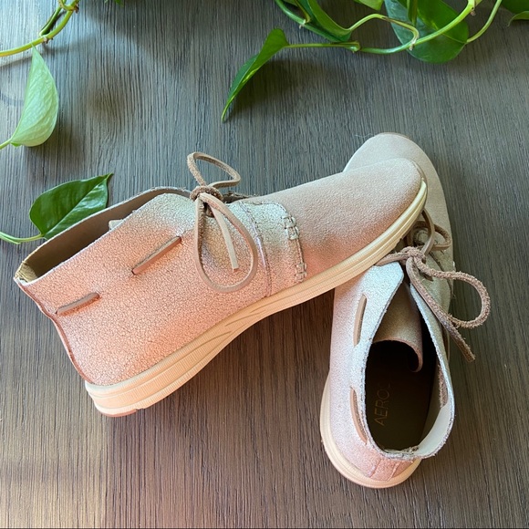 SOLD 🔴Aerosoles | Sing Song Taupe Genuine Suede … - Picture 4 of 11